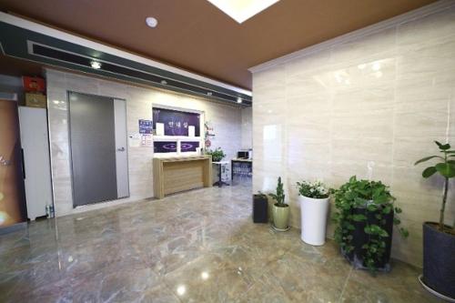 Gallery image of Daegu Northern Bus Terminal Ten in Daegu