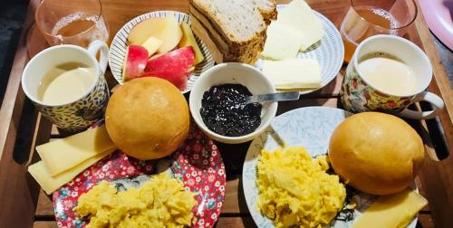 Cibo presso la stanza in casa privata o nelle vicinanze