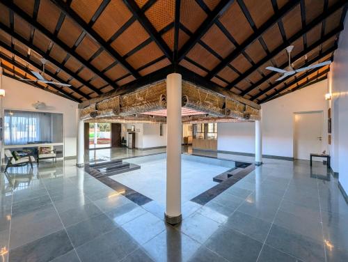 Fotografie z fotogalerie ubytování Maddirala House by Luxunlock v destinaci Drākshārāma
