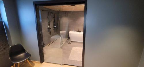 Koupelna v ubytování Unique 3-Storey House in Trysil Luxury Living in the Heart of the Village