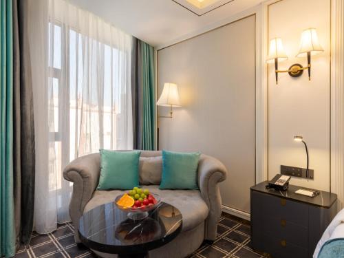 Posezení v ubytování XANA Deluxe International Hotel Dongshankou Metro Station Branch - Free Shuttle Bus to Canton Fair Complex During Canton Fair Period