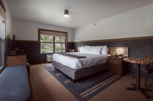 The Ozarker Lodgeにあるベッド