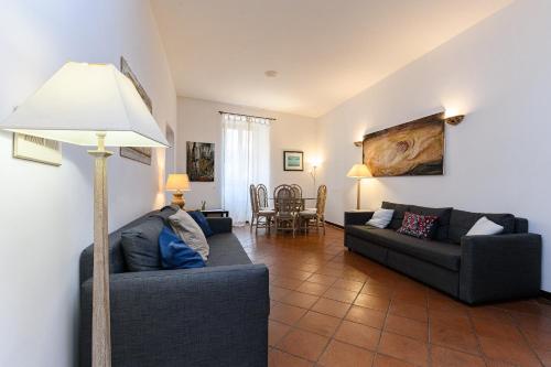 Colosseum Apartment with Terrace by NDP rent