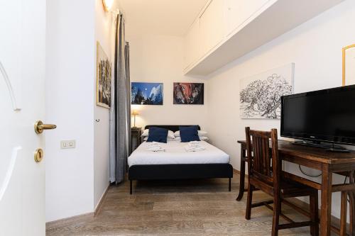 Colosseum Apartment with Terrace by NDP rent
