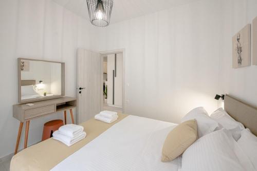 Minimal Chic Retreat Suite