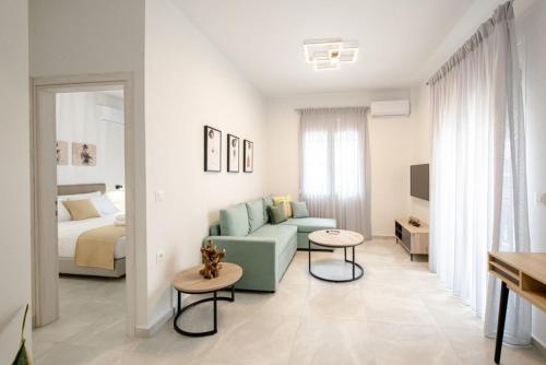 Minimal Chic Retreat Suite
