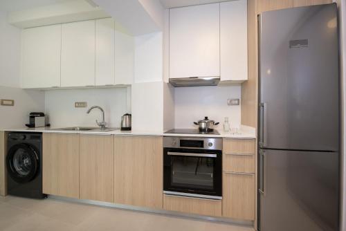 Cherry Central Luxury Suites