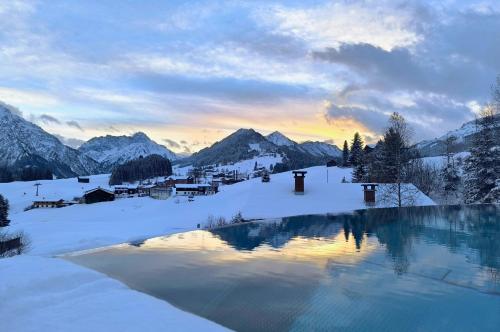Gallery image of Hotel Erlebach 4-Sterne-Superior in Riezlern