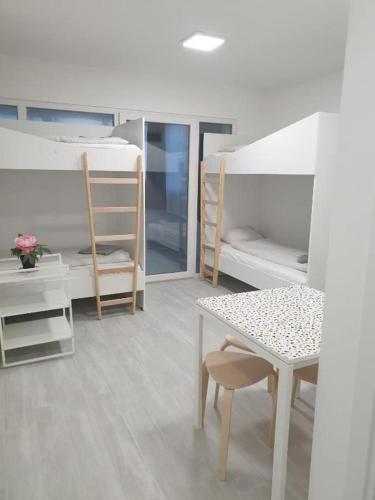 Westbahnhof Apartments