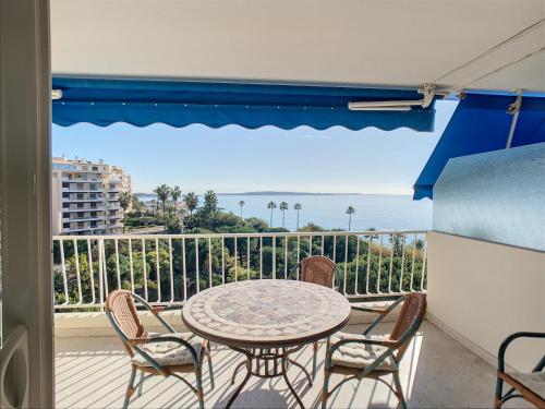 Belle terrasse vue mer , proche plages 223L FOV