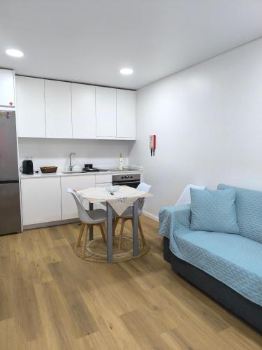 Η κουζίνα ή μικρή κουζίνα στο Alojamento Emílio T1