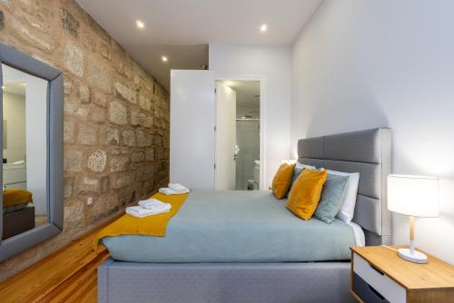 A Window to Porto - Apartment by the River