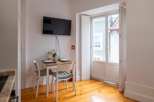 A Window to Porto - Studio at Clérigos Tower