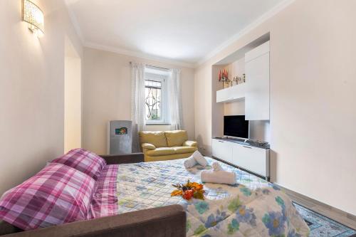 Little Mermaid of Stresa - Happy Rentals photo 2