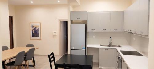 Beautiful apartment in Acropolis