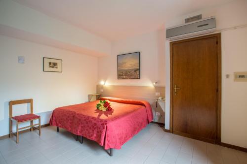 Cama o camas de una habitación en Hotel San Rufino
