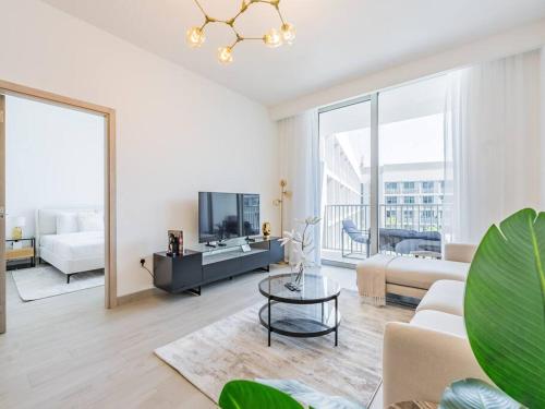 Modern Spacious- 2 BR with Pool & Gym- Luma 22 JVC