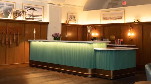Harbor Court Hotel Image