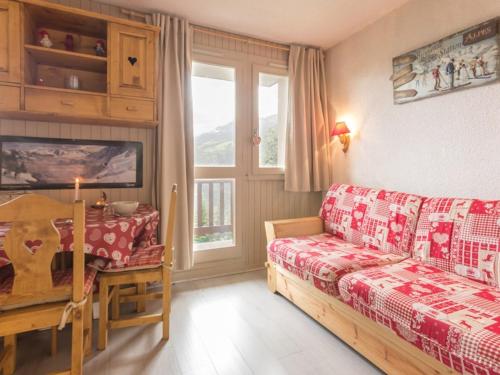 Χώρος καθιστικού στο Studio rénové proche pistes avec balcon et coin montagne - FR-1-181-2469