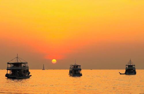Nadine Phu Quoc Resort & Spa — Beach