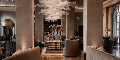 Hotel Crescent Court Image