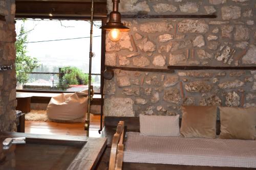 Ruang duduk di Μικρή Πέτρινη Μεζονέτα 2
