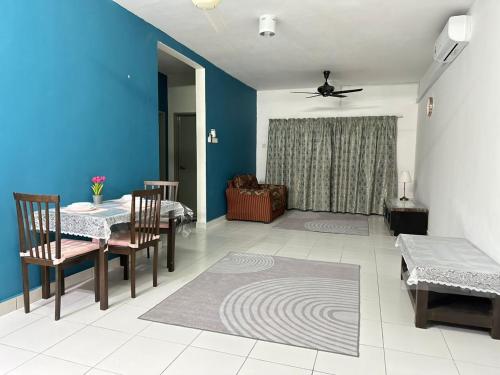 Χώρος καθιστικού στο Rozu Homestay Shah Alam
