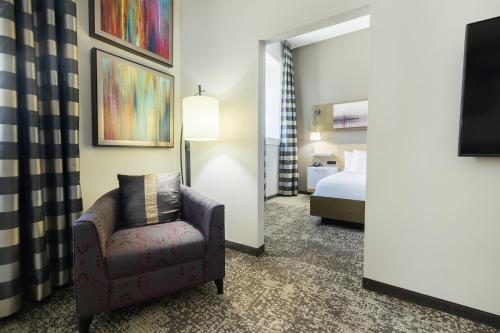 Hotel Napoleon Memphis Image
