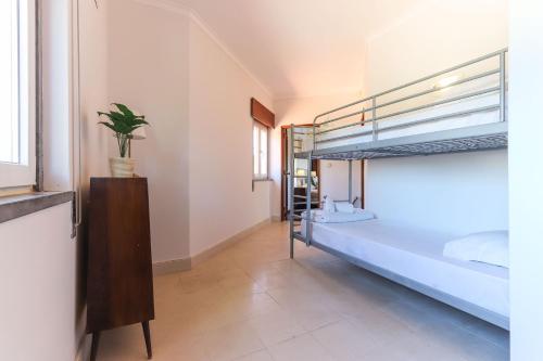 Vita Portucale ! Sintra Retreat Villa with Pool