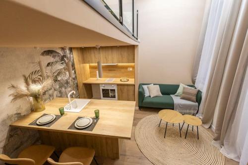 Downtown Comfort Two