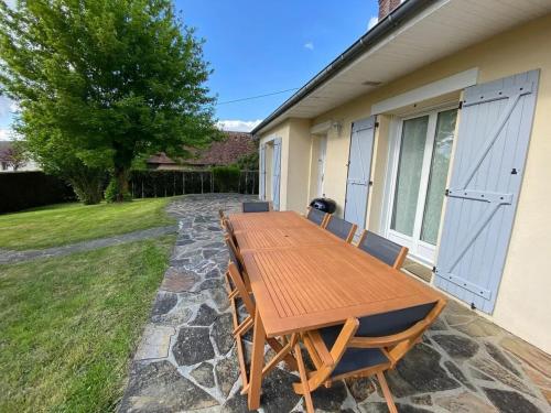 Maison spacieuse avec jardin à Thiron-Gardais