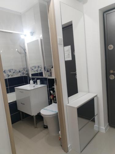 Koupelna v ubytování Studio White City Craiova
