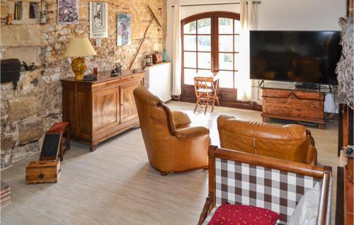 Μια τηλεόραση ή/και κέντρο ψυχαγωγίας στο Stunning Home In La Force