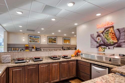 a restaurant kitchen with a large counter top at Best Western Plus The Inn at Hells Canyon in Clarkston