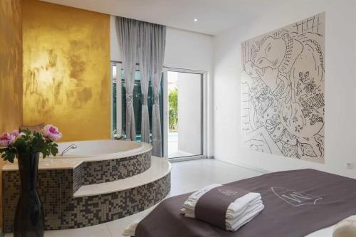 Prestige Vacation Villa With Gorgeous Pool And BBQ Area