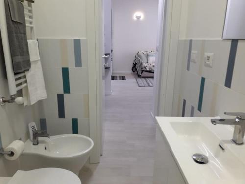 Bilik mandi di Appartamento Funes