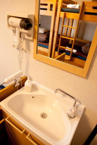 Ένα μπάνιο στο K's House Tokyo Oasis - Quality Hostel in Asakusa