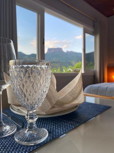 Pemandangan gunung umum atau pemandangan gunung yang diambil dari lodge