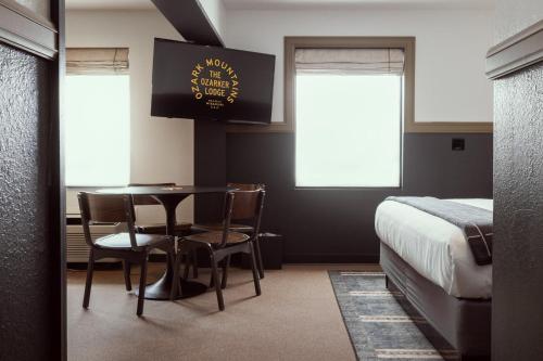 The Ozarker Lodgeにあるベッド
