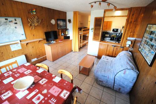 Résidence Roches Rousses B - studio box 5/6 personnes MAE-2776