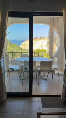 Apartamento T2 "Mar Colina Sol" com acesso à praia