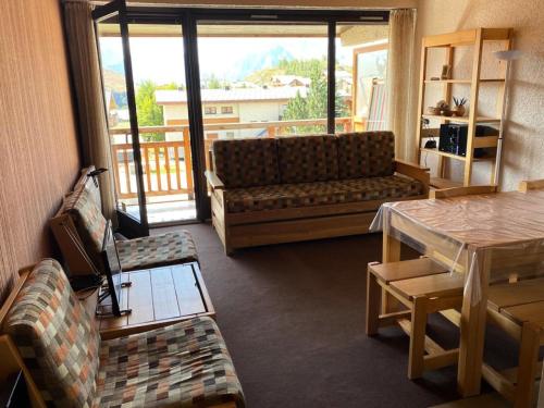 Résidence Milady - STUDIO + HALL HABITABLE ALPE D'HUEZ CENTRE STATION MAE-3451