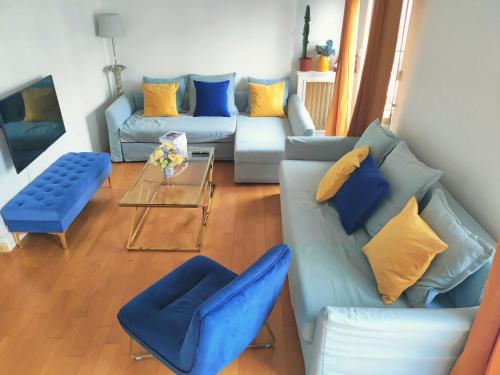 Bright & Cozy Apartment in Passy, Trocadero, Paris