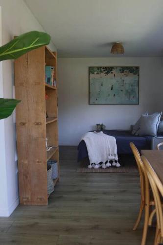 Χώρος καθιστικού στο Dee why apartment on the beach with huge balcony