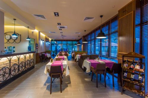 Restaurace v ubytování Hotel Provadia