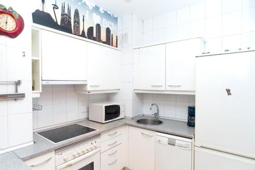 Apartment Bright Sagrada Familia