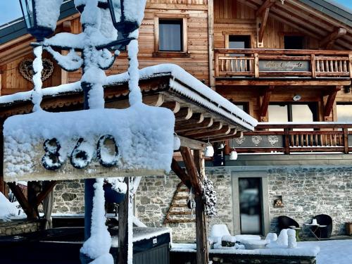 Photo de la galerie de l'établissement Superbe Duplex avec Jacuzzi, 3 Chambres, 10 Pers, Proche Pistes, Parking Privé, Les Gets - FR-1-671-234, aux Gets