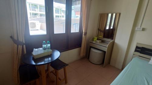 Kuchyň nebo kuchyňský kout v ubytování TaKaYai GuestHouse