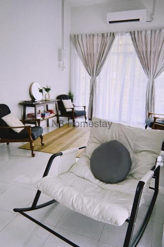 Χώρος καθιστικού στο N8 Homestay, Arau