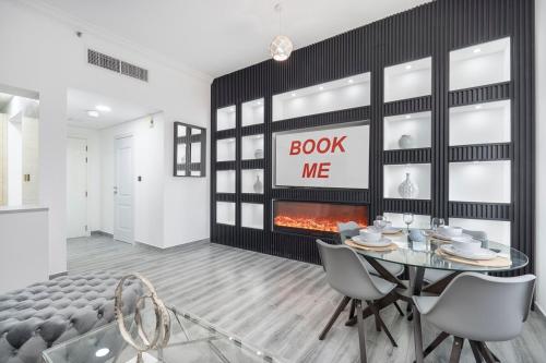 Free housekeeping visits during your stay - StayShort - Vibrant 1-Bedroom Apartment at Executive Bay A in Business Bay